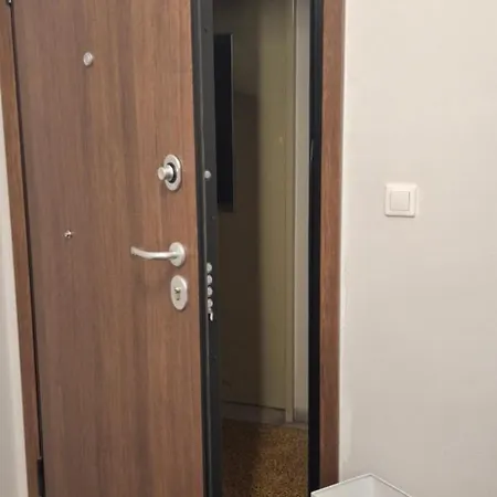 公寓 Efzin Cozy House, Center 帕特雷