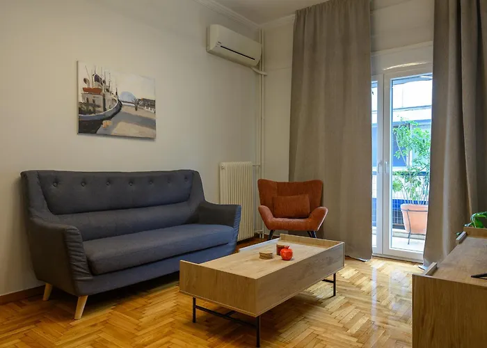 Efzin Cozy House, Center Апартаменты Патра